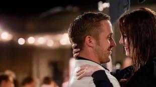 Ashley Padilla and Ryan Gosling recreating The Notebook rain scene in SNL promo