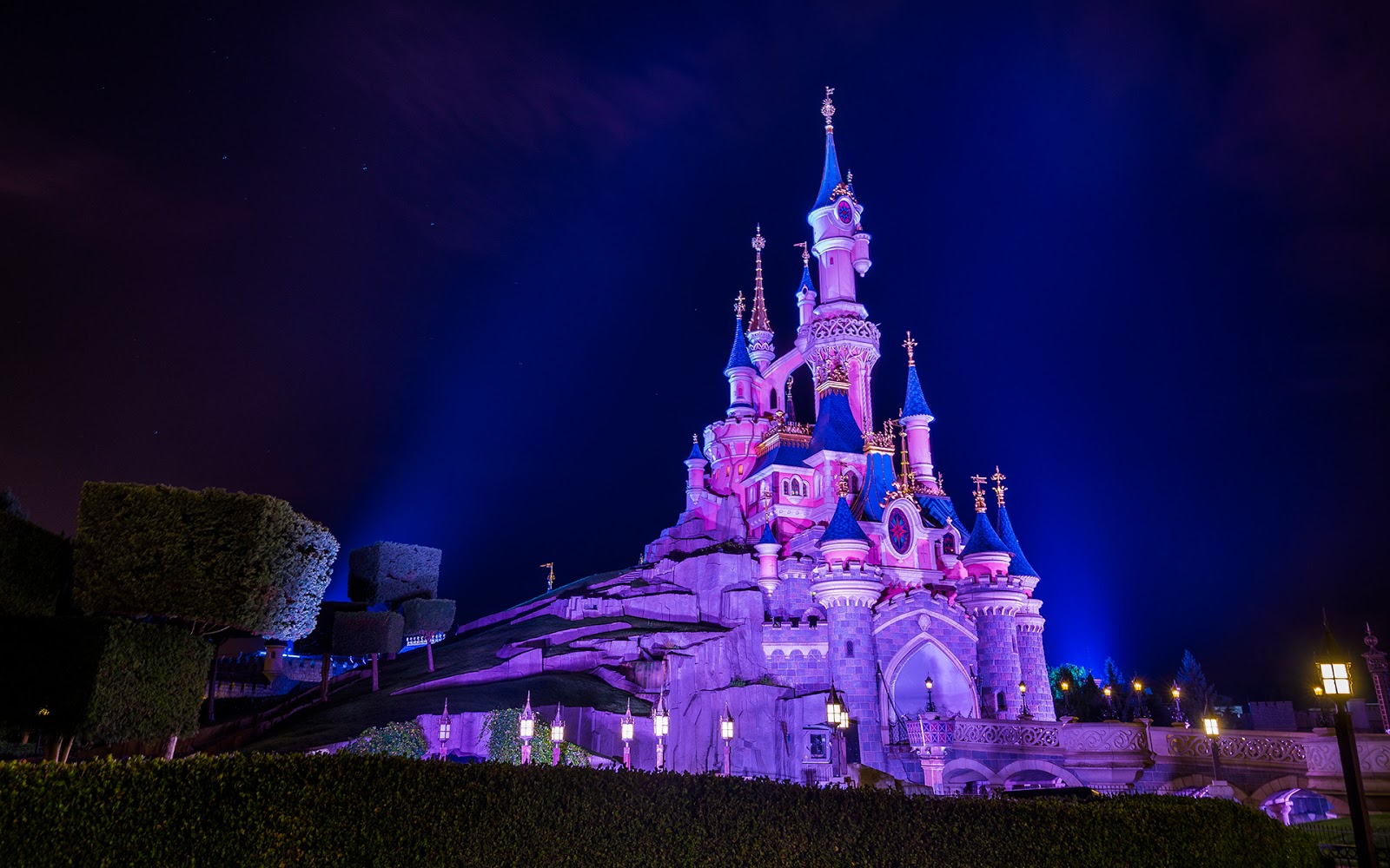 chateau disneyland paris nuit