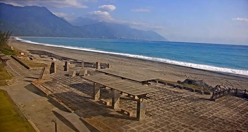 新竹縣新豐鄉海岸防風林與監視器